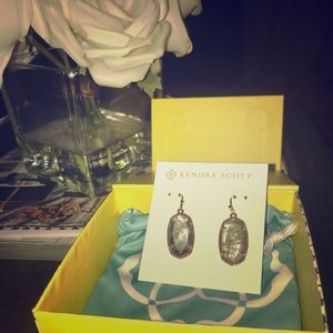*New in Box* Kendra Scott Dani Drop Earrings